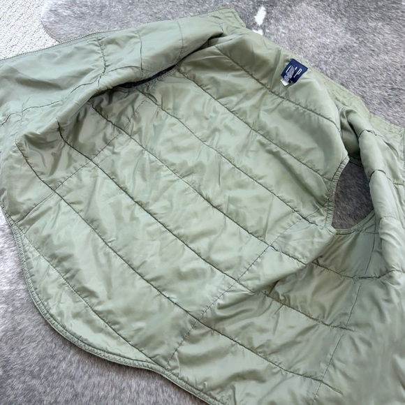 Vintage Y2K Gap Puffer Vest - Picture 7 of 11